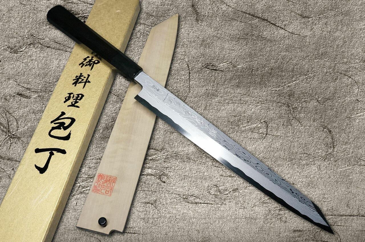 Exquisite Blades of Tradition: The Yoshihiro Aogami No.1 Damascus Suminagashi B1SN-E Series Review